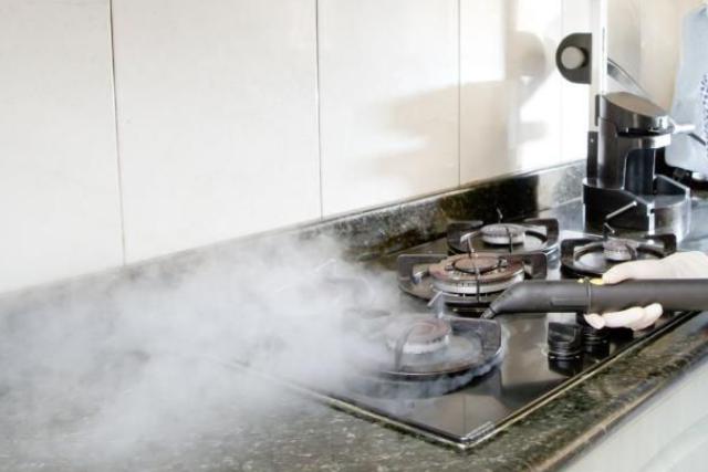 limpieza a vapor de la cocina